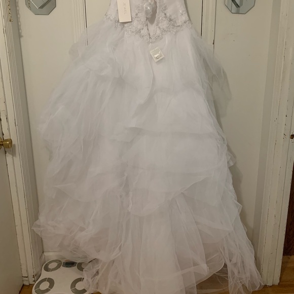 David’s bridal wedding dress